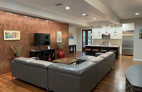 Baytowne Wharf Condo | 3 Bedroom Loft in Baytowne Wharf - Modern Elegance Meets New Orleans Charm