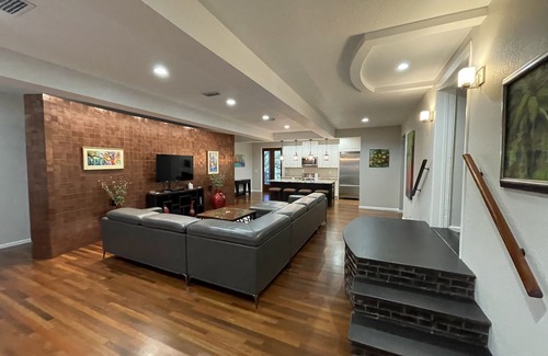 Baytowne Wharf Condo | 3 Bedroom Loft in Baytowne Wharf - Modern Elegance Meets New Orleans Charm