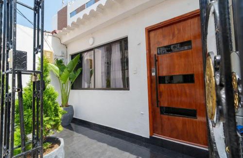 Manga House | 3 Bedroom Luxury Villa - Minutes to Walled City