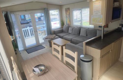Rhyl Resort | 3 bedroom Lyons robin hood Rhyl CT2