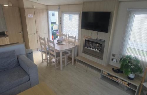 Rhyl Resort | 3 bedroom Lyons robin hood Rhyl CT2