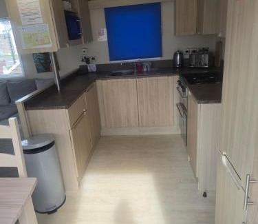 Rhyl Resort | 3 bedroom Lyons robin hood Rhyl CT2
