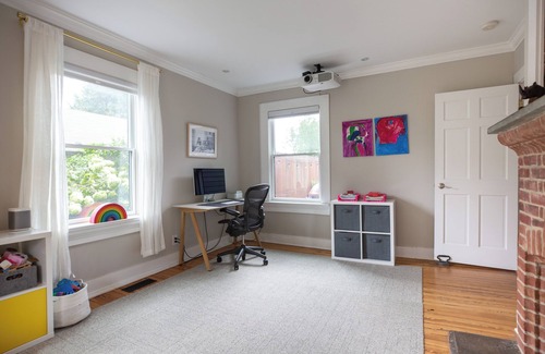 Martha Jefferson House | 3-Bedroom Modern Farmhouse with large backyard in downtown Charlottesville