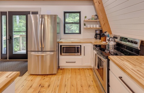 Lisbon House | 3-Bedroom Modern A-Frame with hiking, lake access, EV charger, and fire pit