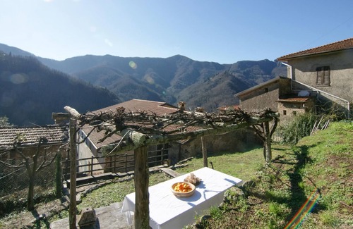 Stazzema Apartment | 3 bedroom nice apartment in Stazzema