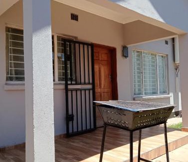 Lusaka Apartment | 3 bedroom nicely priced with Solar backup, Swimming Pool & Wi-Fi