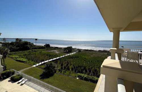 Daufuskie Island Condo | 3-bedroom Oceanfront condo on amazing Daufuskie Island with AC, WiFi