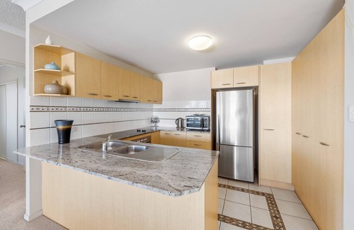 Mudjimba Apartment | 3 Bedroom Ocean View Apartment