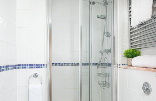 Woolwich House | 3 Bedroom Penthouse Near London Excel, O2 Arena, Greenwich