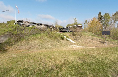 Handrup Strand House | 3 bedroom pet friendly home in Ebeltoft