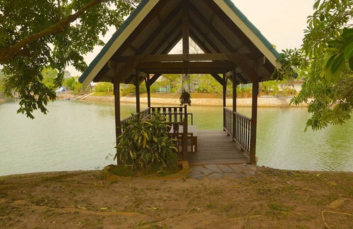 Kram House | 3 bedroom pool house by the sea E24
