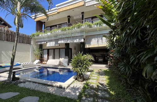 North Legian Villa | 3 Bedroom Pool Villa. 10 Min Walk to the beach