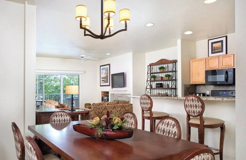 Osage Beach Condo | 3 Bedroom Presidential Suite w/Kitchen on Lake of the Ozarks!