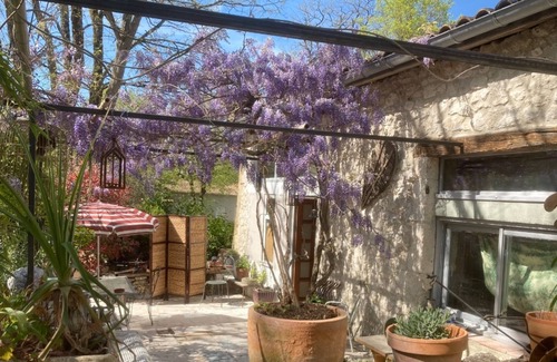 Loubezs-Bernac House | 3 Bedroom Private vacation home in Loubès-Bernac