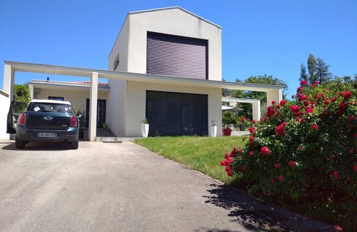 Lachassagne House | 3 Bedroom Private vacation home in Lachassagne