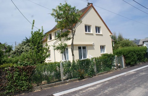 Normandy Landing Beaches House | 3 Bedroom Private vacation home in Ver-sur-Mer