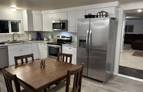 Seaview Apartment | 3-bedroom Seaview Beach Cottage apartment