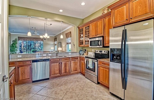 Fort Myers Apartment | 3 Bedroom Single family 428617 by Houzlet