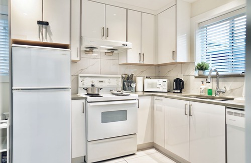 Fraserview House | 3-Bedroom Single House/1 Free Parking/Good Location in Vancouver
