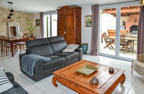 Colombiers House | 3 bedroom stunning home in Colombiers