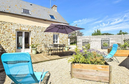 Creances House | 3 bedroom stunning home in Créances