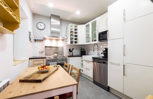 Marliana House | 3 bedroom stunning home in Marliana