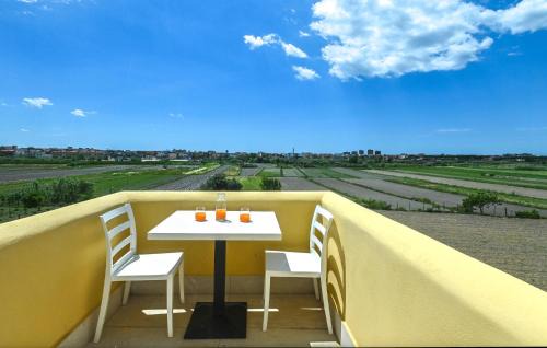 Mondragone House | 3 Bedroom Stunning Home In Mondragone