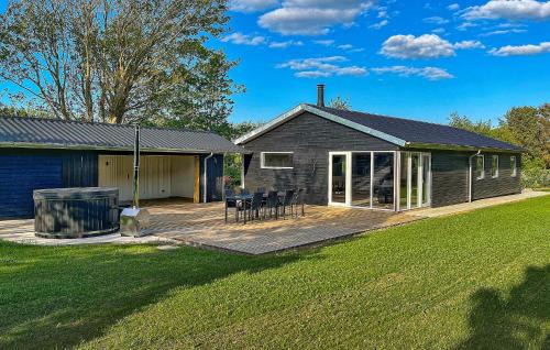 Spøttrup House | 3 Bedroom Stunning Home In Spøttrup