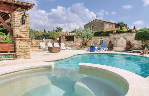 Gordes House | 3 bedroom stunning home in Gordes