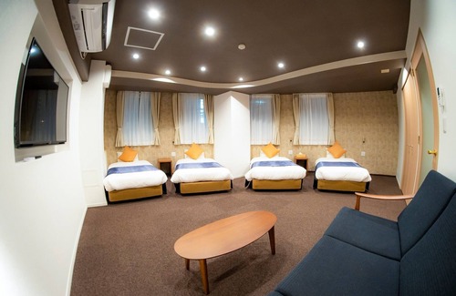 Naniwa Hotel | 3 bedroom suite - Three Bedroom Suite/Osaka Ōsaka