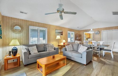Myrtle Beach House | 3 Bedroom Summer Cottage only Steps from the Ocean