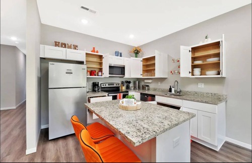 Wichita House | 3-bedroom townhome in awesome Wichita with AC, WiFi