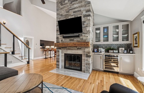 West Hartford House | 3-Bedroom Townhome Overlooking 12th Hole in Quechee, VT Recently Renovated!