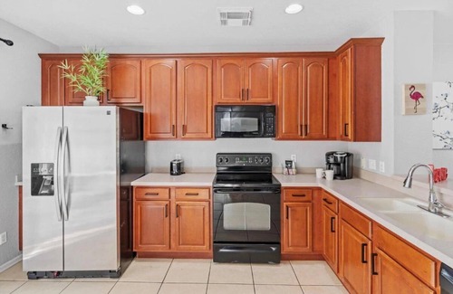 Florida Central Atlantic Coast House | 3-Bedroom Townhouse at Vista Cay Resort