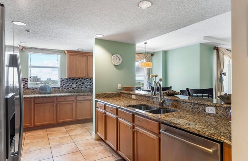 Daytona Beach Condo | 3-bedroom Ocean View Condo w/Pool and Beach access in DBS