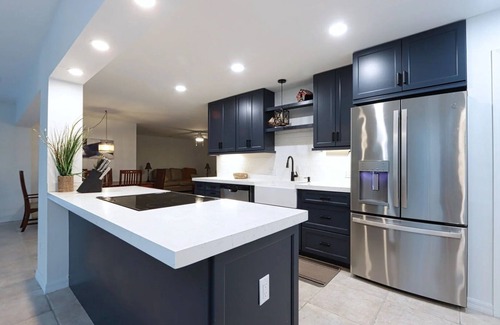 Sanibel House | 3-bedroom vacation home just steps from Periwinkle Way