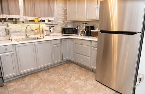 Eastwick House | 3-bedroom vacation home 8 minutes from University of Pennsylvania