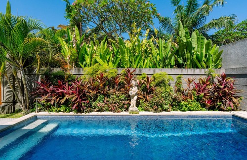 North Legian Villa | 3 Bedroom Villa 7 Minutes to Legian Beach
