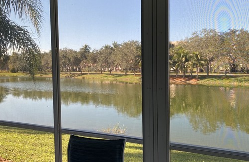 Tropical Cove Villa | 3 Bedroom Villa - 8950 Bristol Bend Ft. Myers, FL