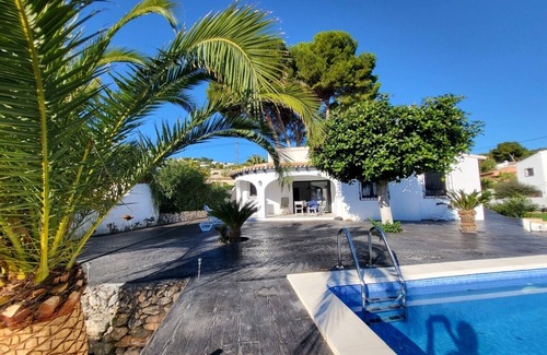 Benimeit Villa | 3 BEDROOM VILLA IN A RESIDENTIAL AREA