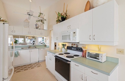 Whitney Beach Villa | 3-bedroom villa in amazing Bradenton minutes from Anna Maria Island