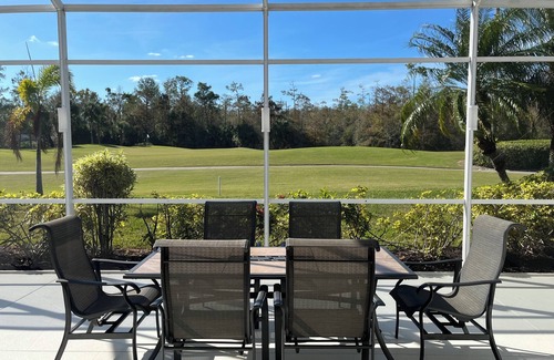 Heritage Palms Villa | 3-bedroom villa in delightful Fort Myers with WiFi, AC, fitness room