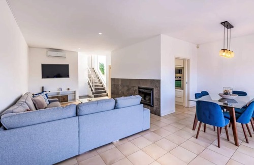 Cerro de Aguia Villa | 3 bedroom villa | pool | garden | BBQ | Albufeira |