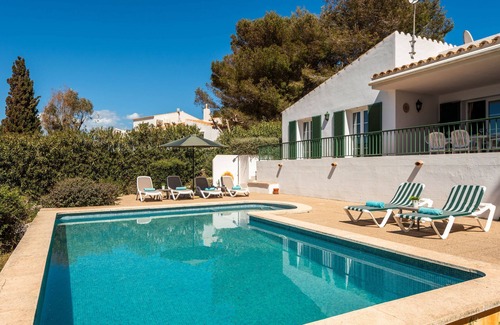 Sant Lluis Villa | 3 Bedroom Villa, Private Pool, Binibeca
