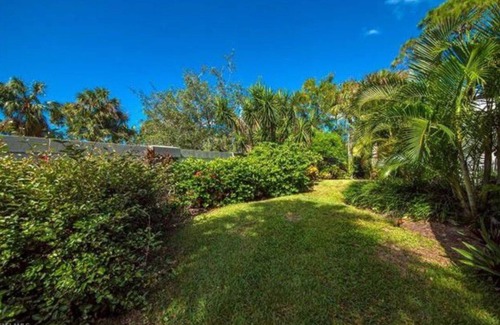 Burning Tree Villa | 3-bedroom villa in exclusive Bonita Bay 2500+ sq ft,