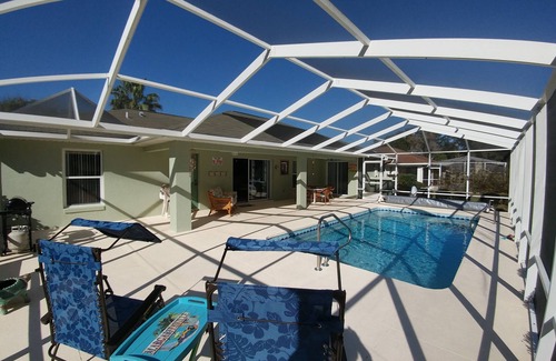 Inverness Villa | 3-Bedroom Villa Willow Wood