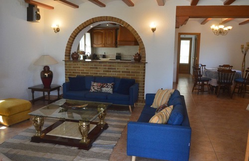 Tarraula Villa | 3 Bedroom Villa with air conditioning and large swimming pool