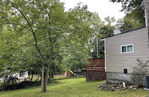 Rochester House | 3 Bedrooms, 2 Baths. House Walking Distance to Rochester Downtown. Sleeps 5.