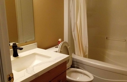 Waterloo House | 3 Bedrooms & 3.5 bathrooms Townhouse of Waterloo Clair hills