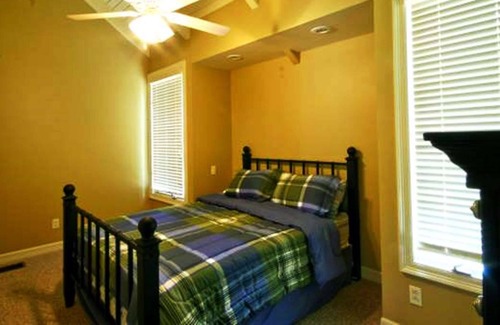 Negreet Villa | 3*BEDROOMS*3*BATHS*SLEEPS 10*POOL*GOLF*FISHING*WATER SPORTS*RELAXING*FAMILY